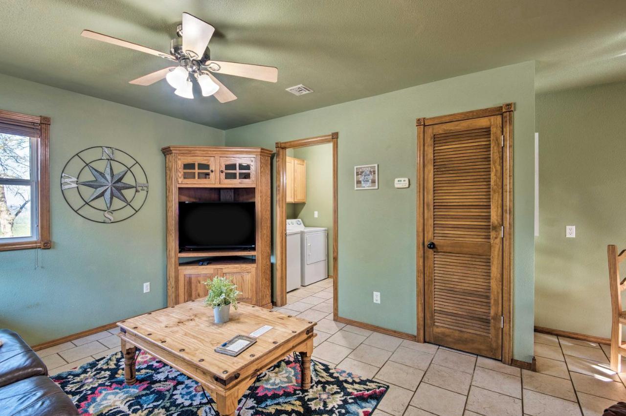 Broken Bow Cottage With Deck, Hot Tub And Fire Pit! 외부 사진